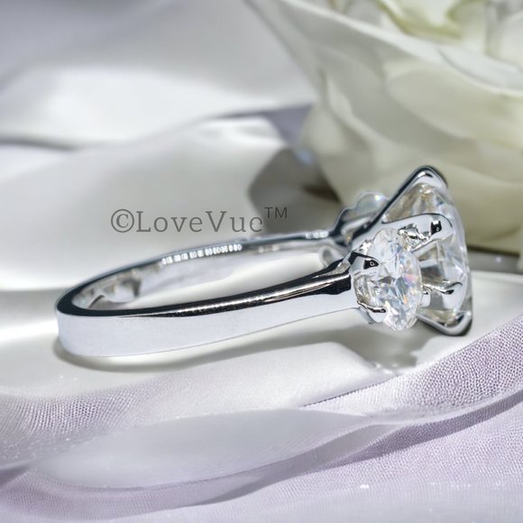 Certified 5ct. t.w. Diamond Three-stone Brilliant Cut Engagement Ring - Picture 7 of 17